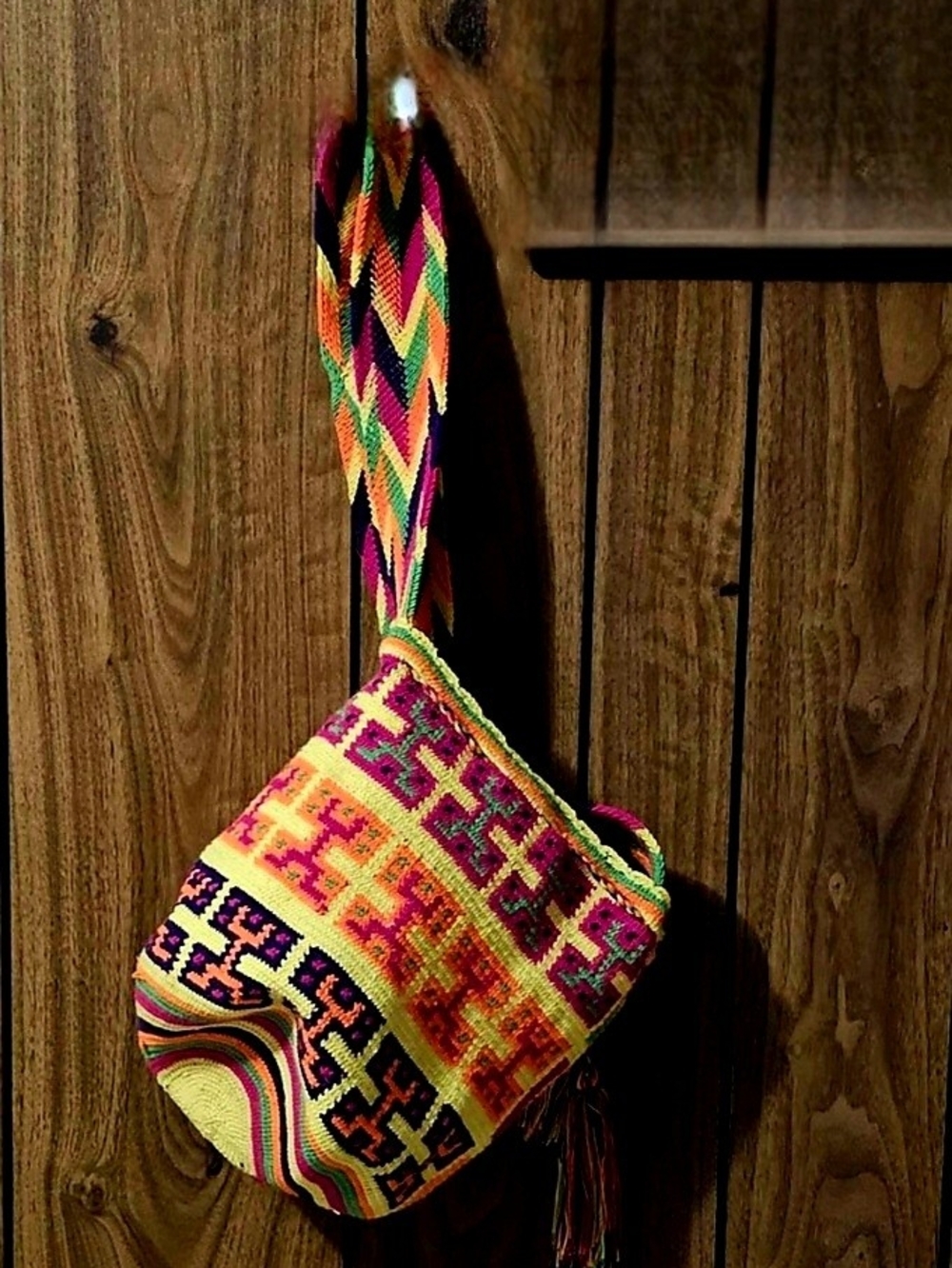 Colombian Handwoven Multicolor Crossbody Bucket Bag - Vibrant Pink & Yellow